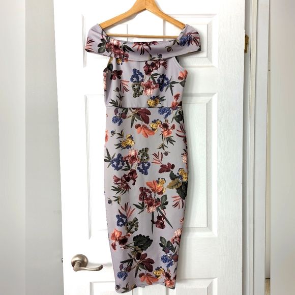 Floral dress - Picture 1 of 3